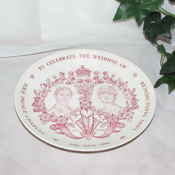 Charles & Diana Royal Wedding Mason's Pink Commemorative Collector Plate Vintage - Picture 3 of 7